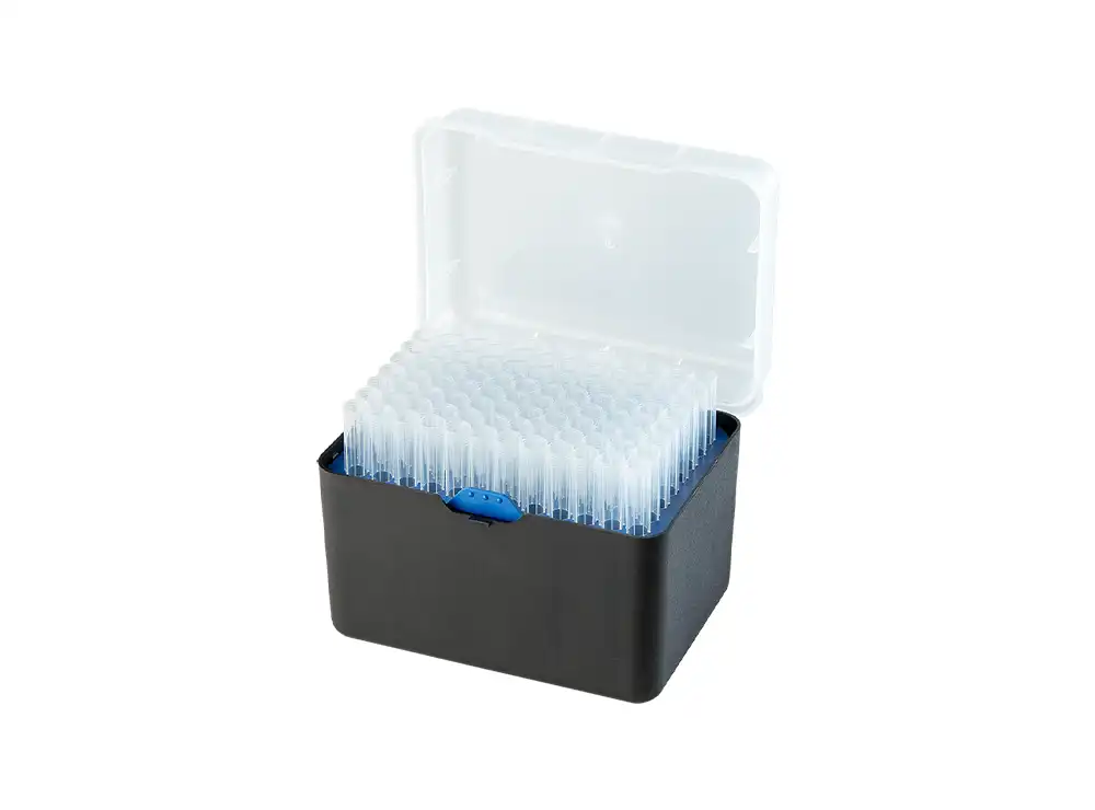 AHN-myTip®-1000-µL-clear-racked